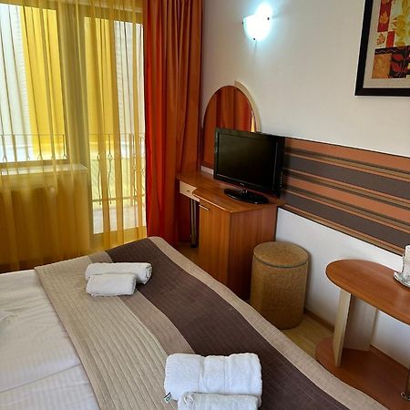 Restaurant Motel Dolorean Сачеле Екстер'єр фото