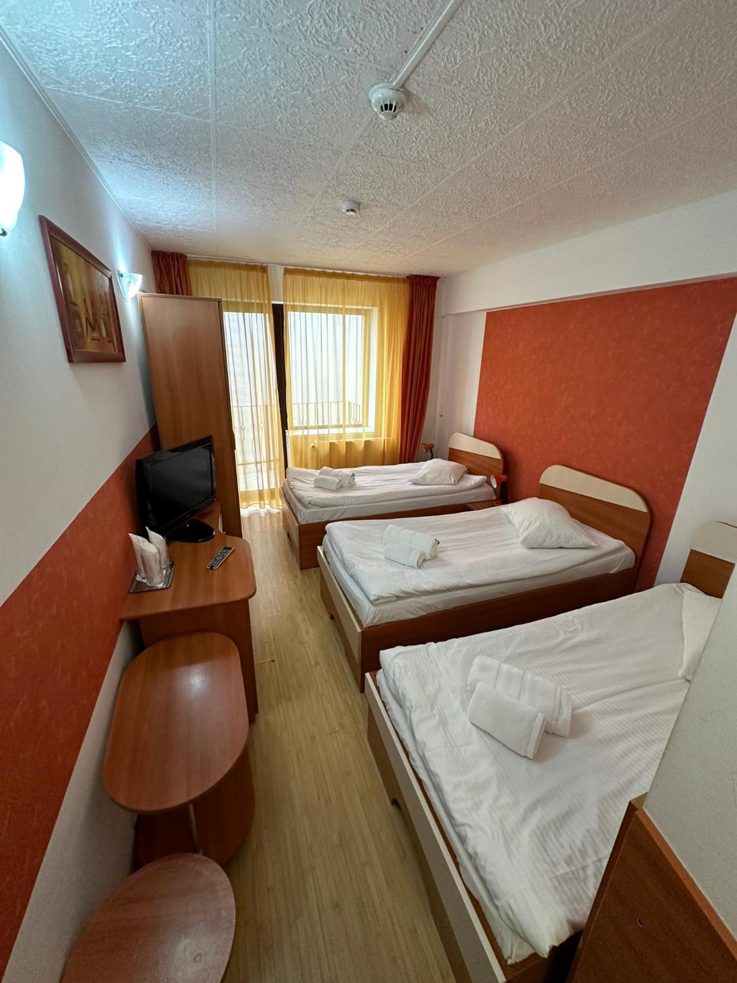 Restaurant Motel Dolorean Сачеле Екстер'єр фото