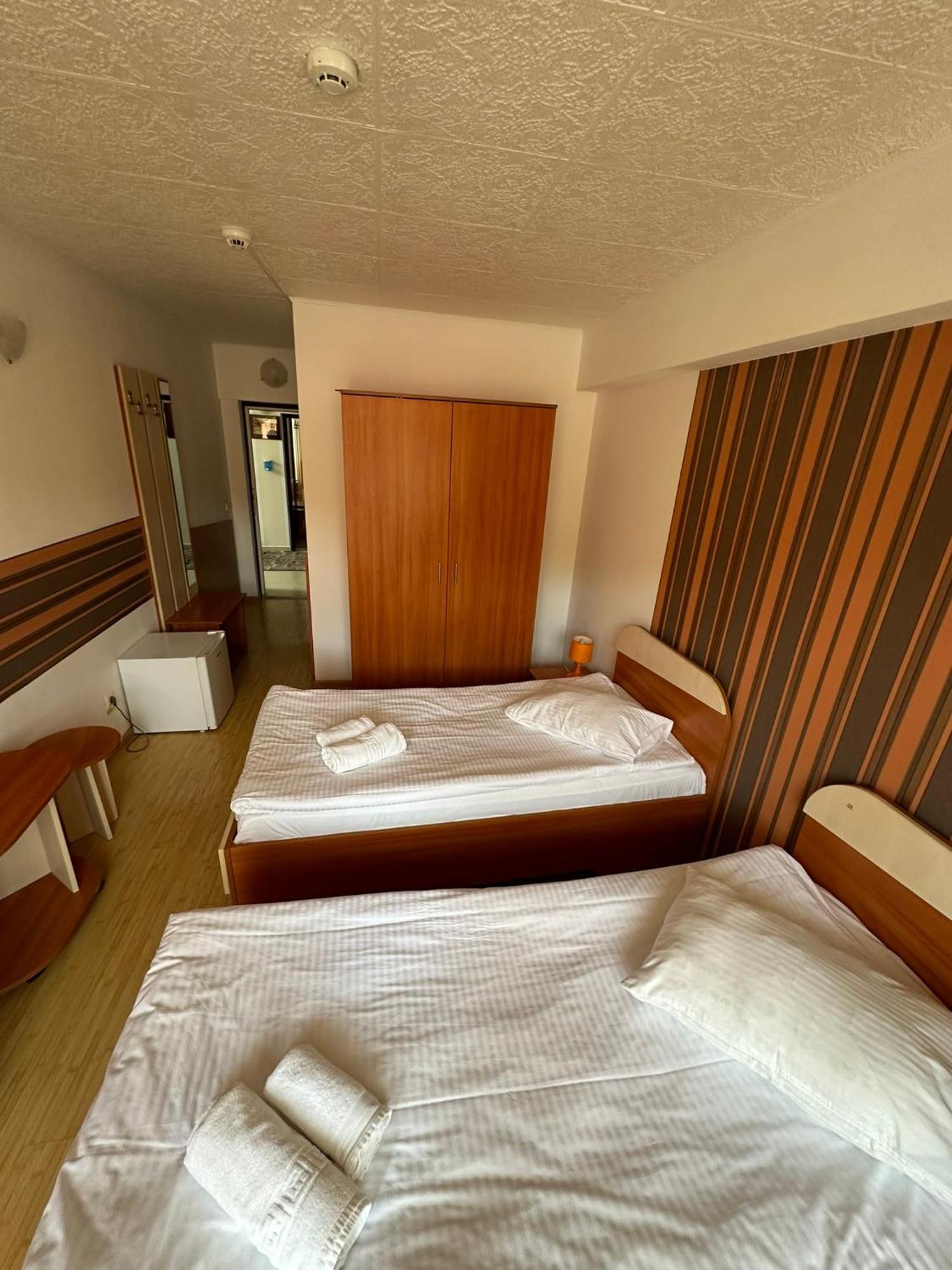 Restaurant Motel Dolorean Сачеле Екстер'єр фото