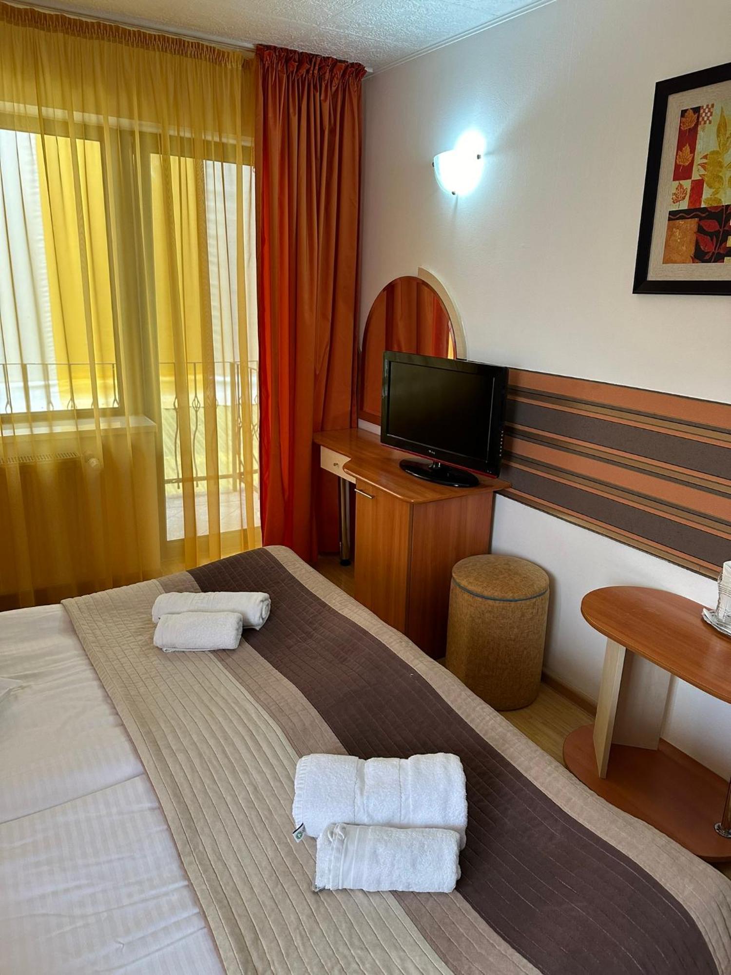 Restaurant Motel Dolorean Сачеле Екстер'єр фото