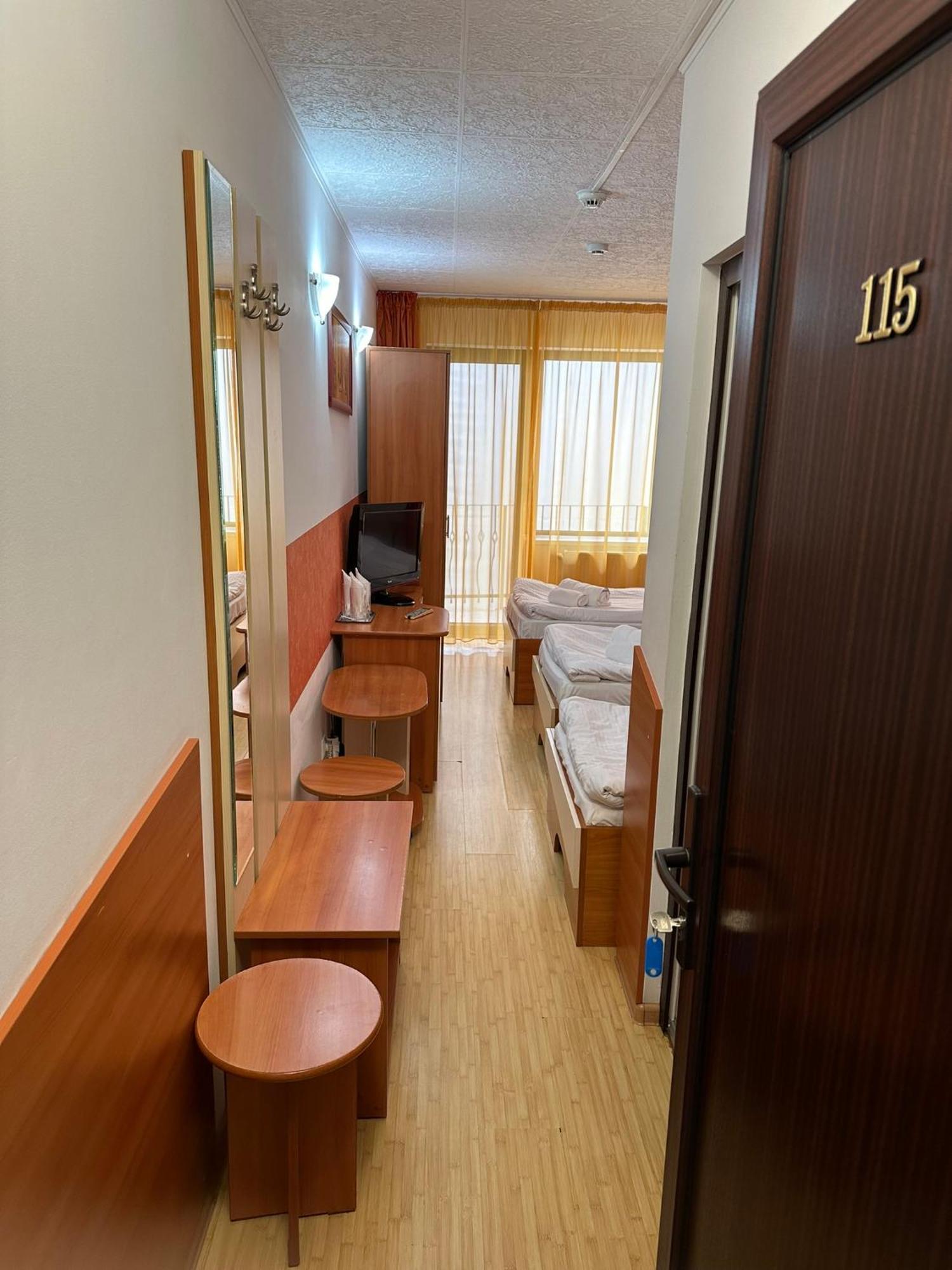 Restaurant Motel Dolorean Сачеле Екстер'єр фото