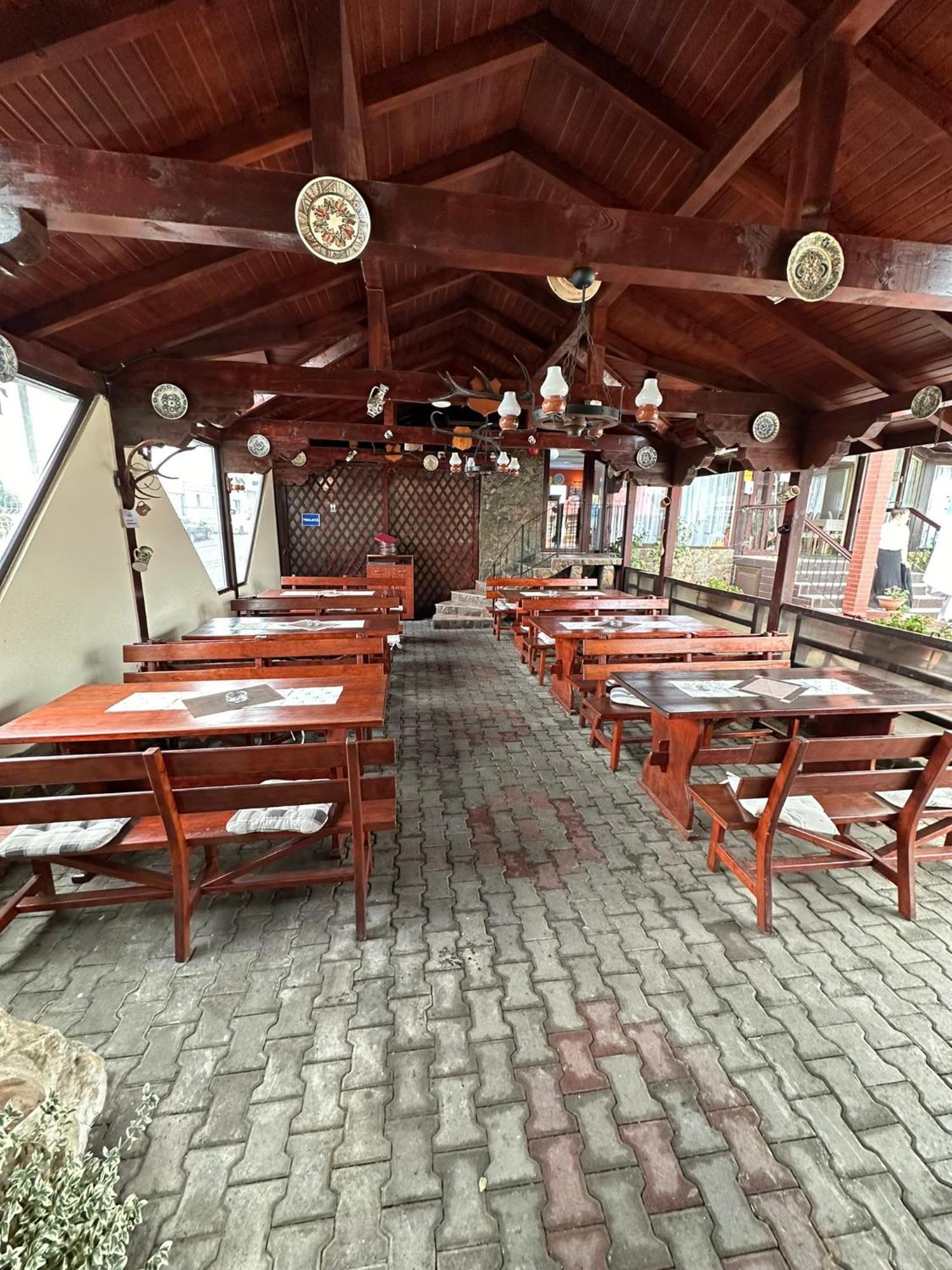 Restaurant Motel Dolorean Сачеле Екстер'єр фото